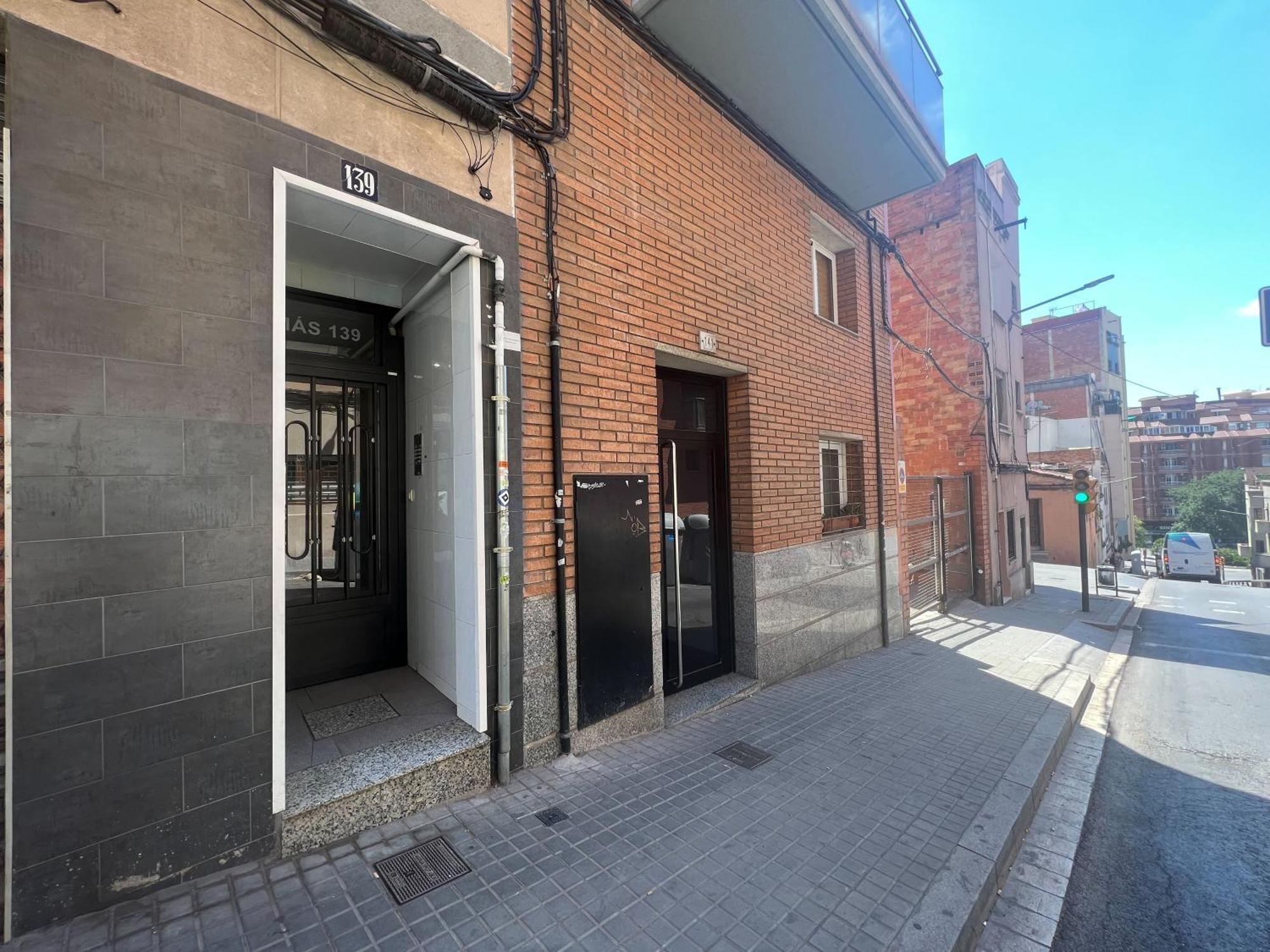 Torrassa Cozy Apartment By Olala Homes L'Hospitalet de Llobregat Buitenkant foto