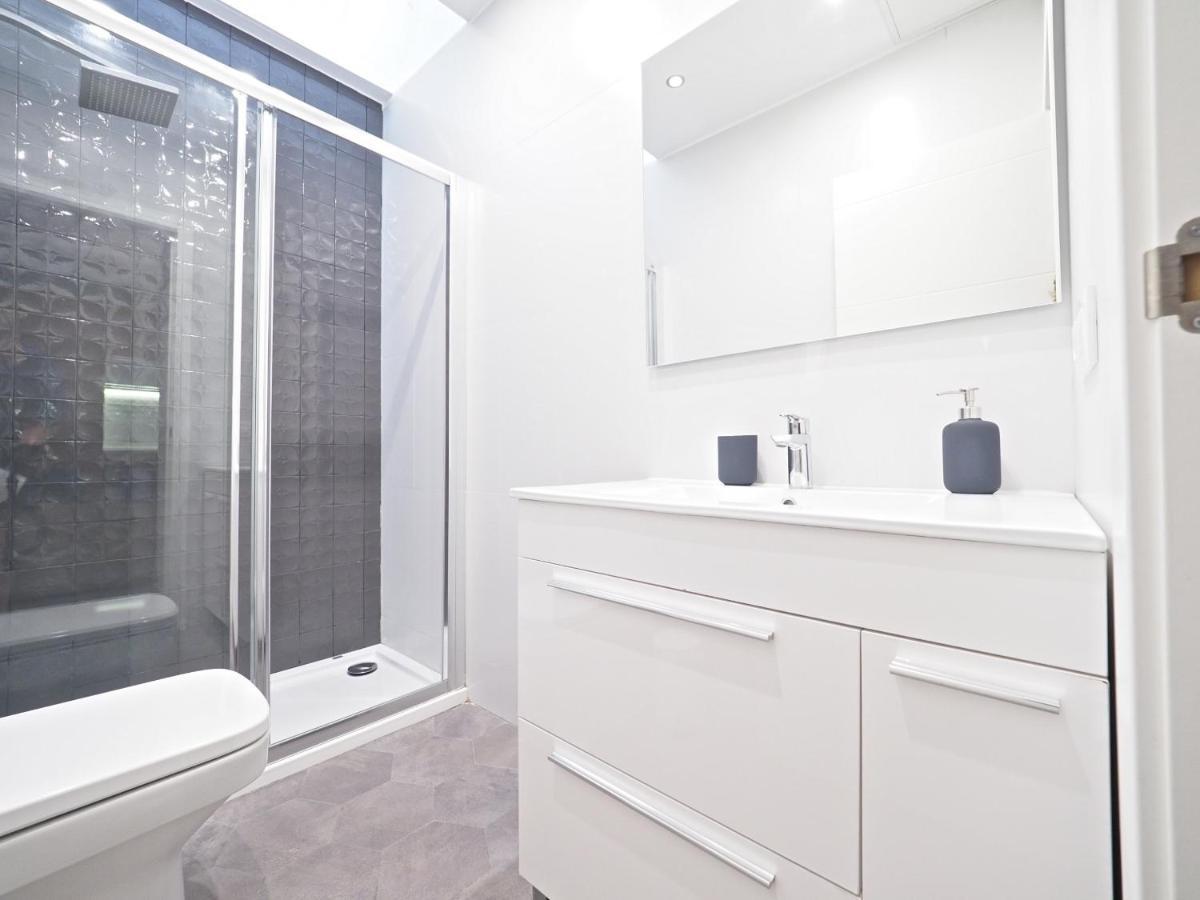 Torrassa Cozy Apartment By Olala Homes L'Hospitalet de Llobregat Buitenkant foto